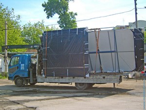 Перевозка рекламных щитов